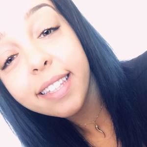 Meet your Posher, Santina